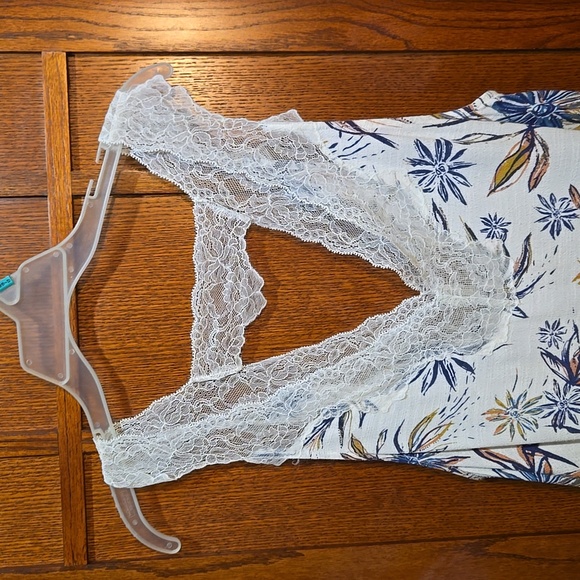 Intimately Free People Size Small Top - Picture 2 of 7